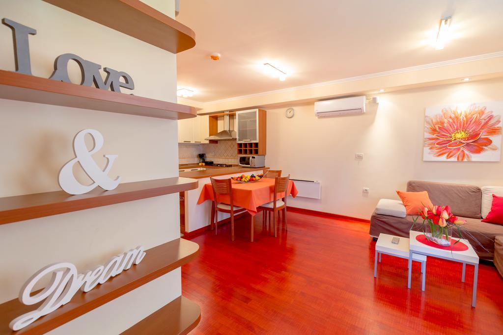Leona & Borna's Lapad Dubrovnik